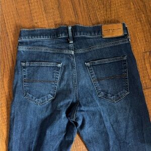 Lucky Brand mens Dark Blue athletic Straight slim Jeans Style 410 30x30